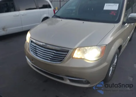 2011 Chrysler Town & Country Limited from USA, damaged, VIN 2A4RR6DG1BR713581